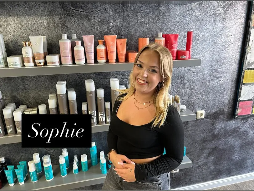 Sophie Julienne Schweizer — Hairstylist